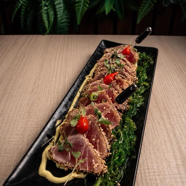 Tataki de atún rojo